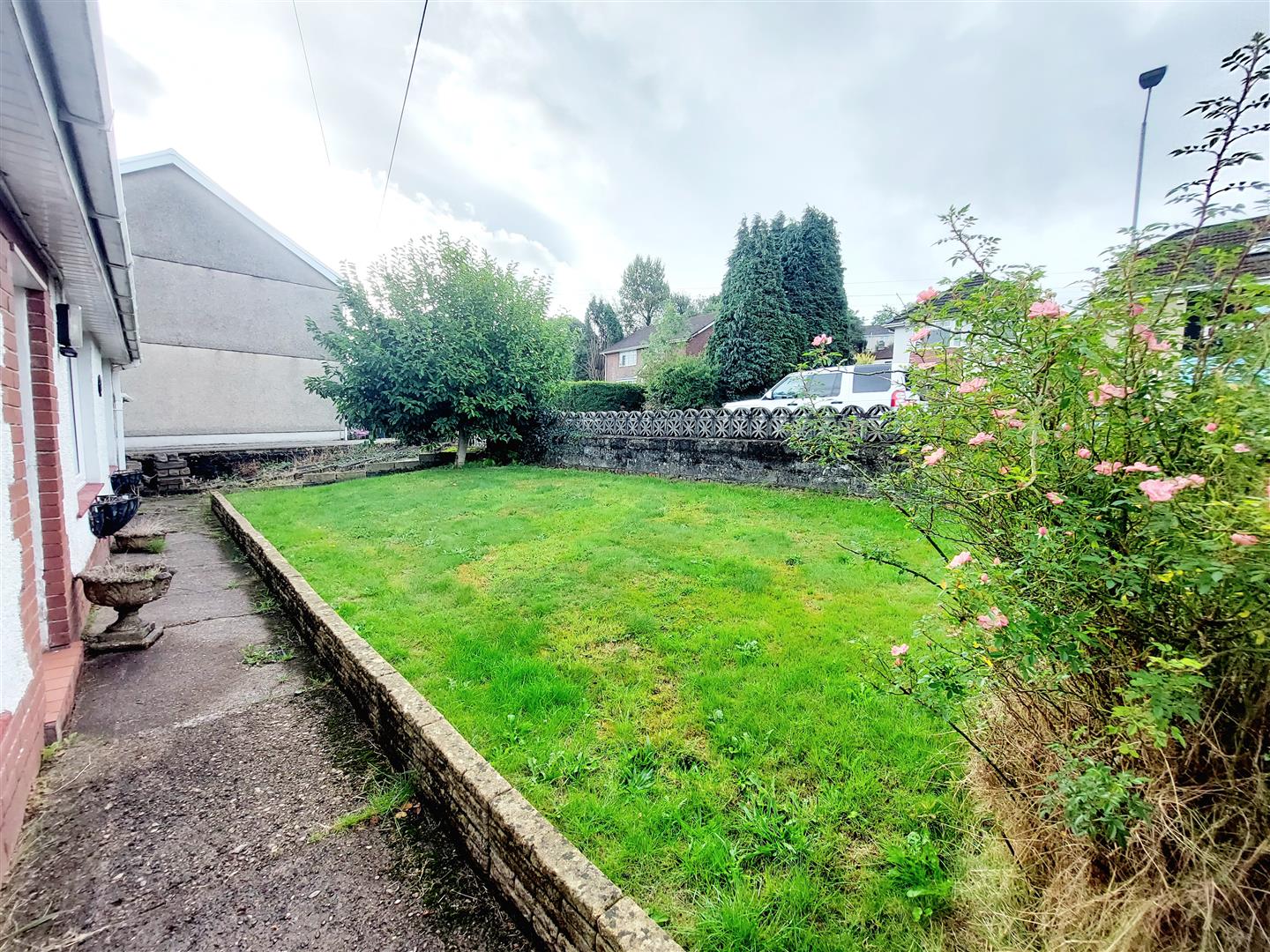 Victoria Road, Waunarlwydd, Swansea, SA5 4SX